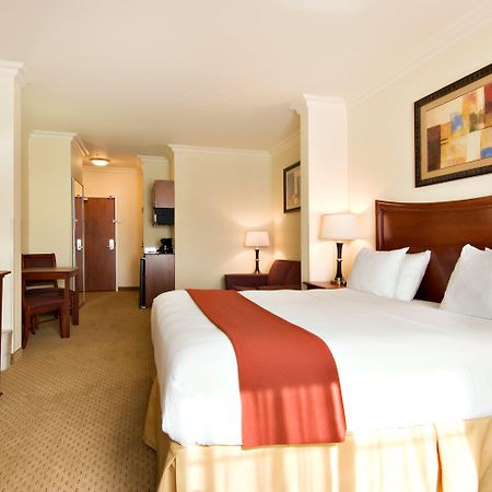 Holiday Inn Express And Suites Klamath Κλαμάθ Φολς Εξωτερικό φωτογραφία