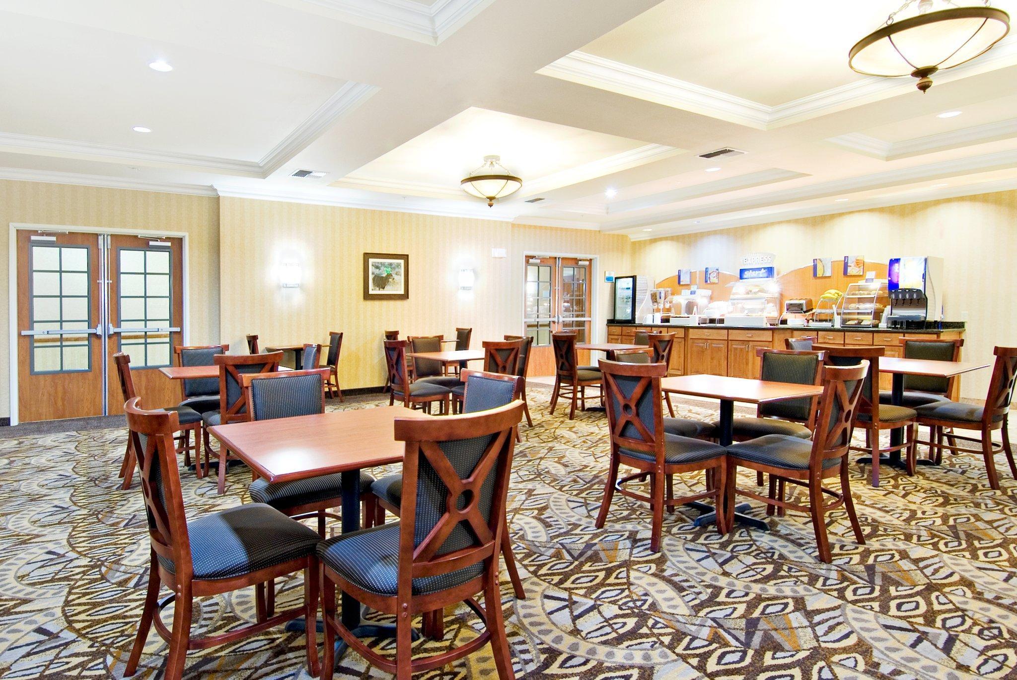 Holiday Inn Express And Suites Klamath Κλαμάθ Φολς Εξωτερικό φωτογραφία