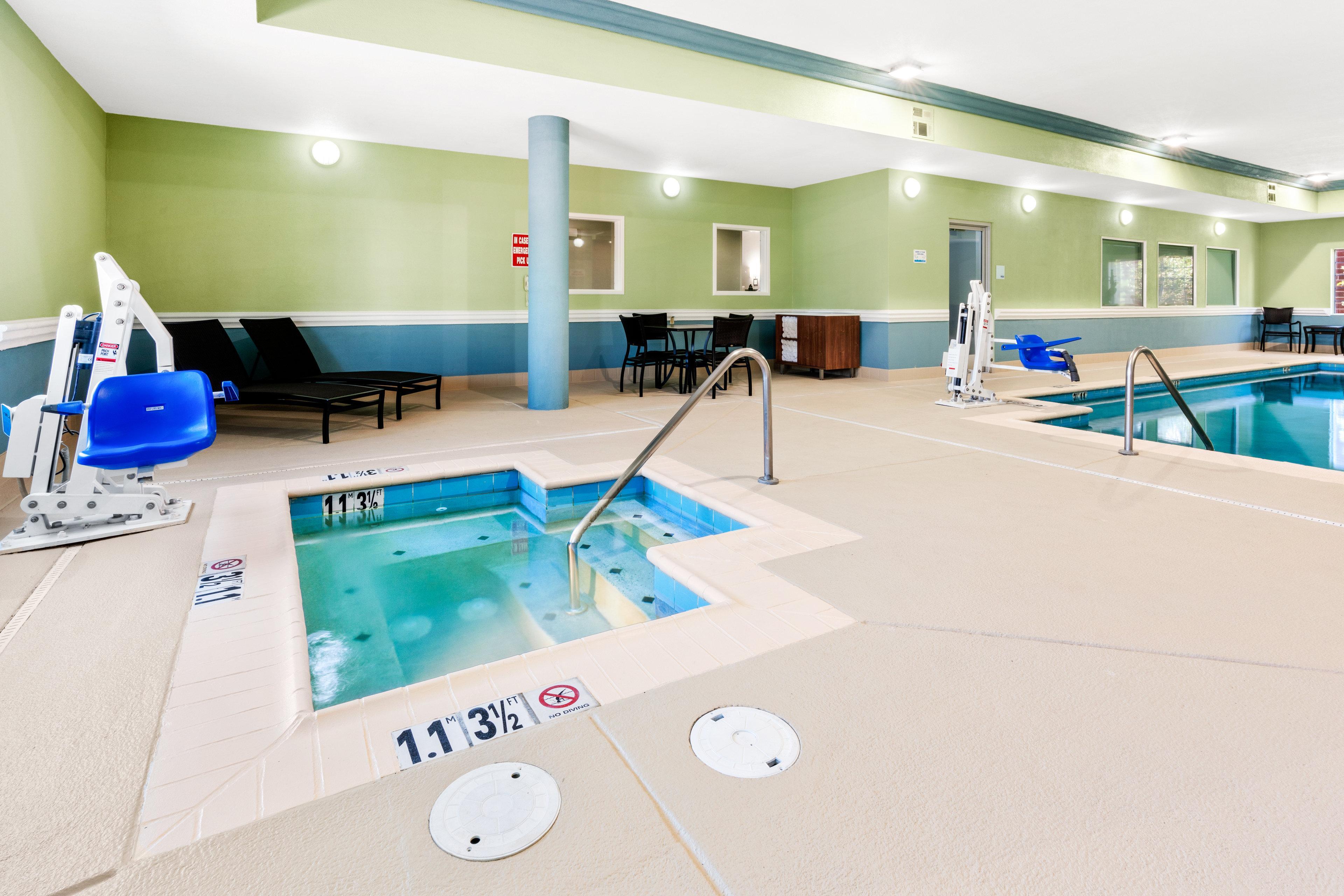 Holiday Inn Express And Suites Klamath Κλαμάθ Φολς Εξωτερικό φωτογραφία