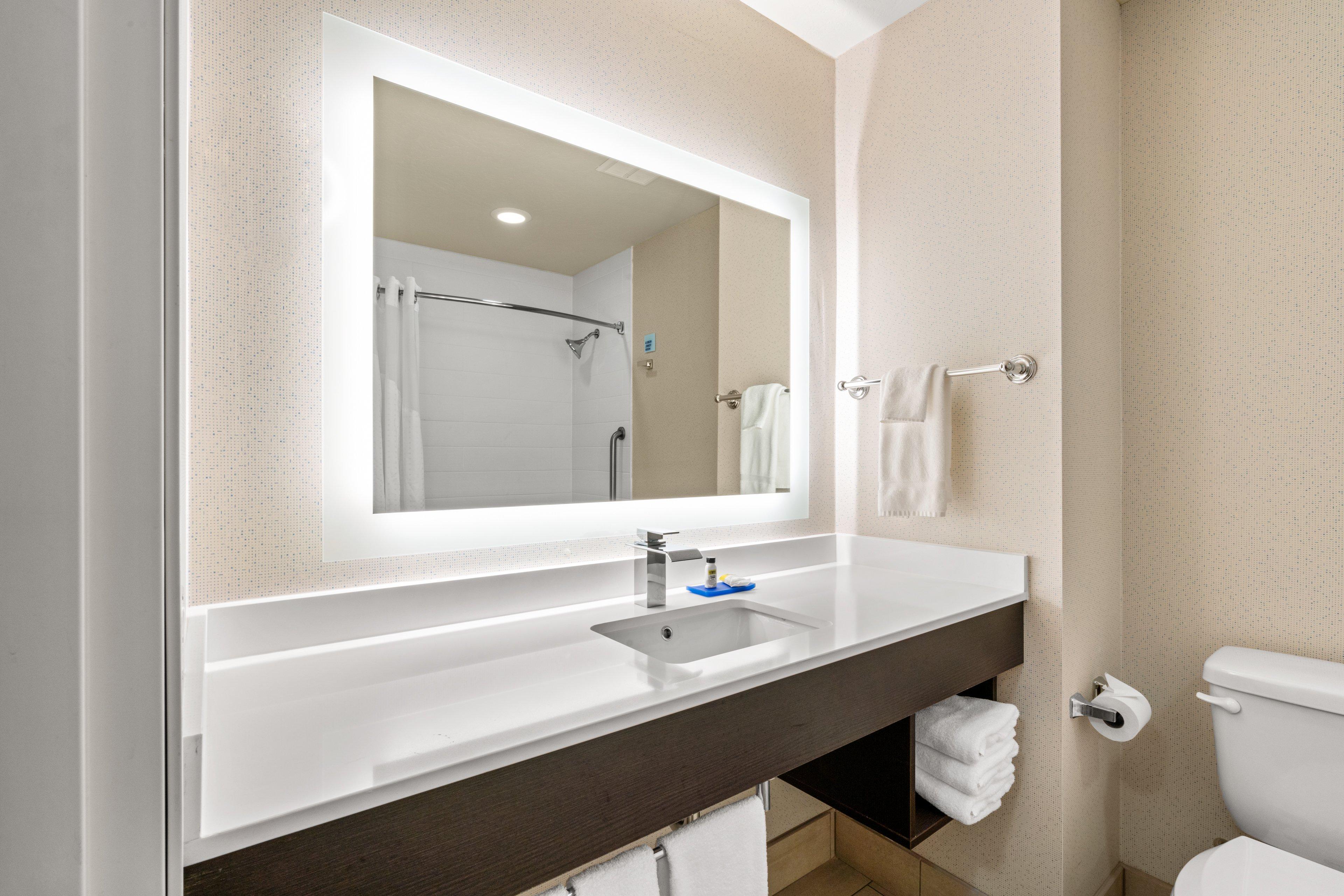 Holiday Inn Express And Suites Klamath Κλαμάθ Φολς Εξωτερικό φωτογραφία