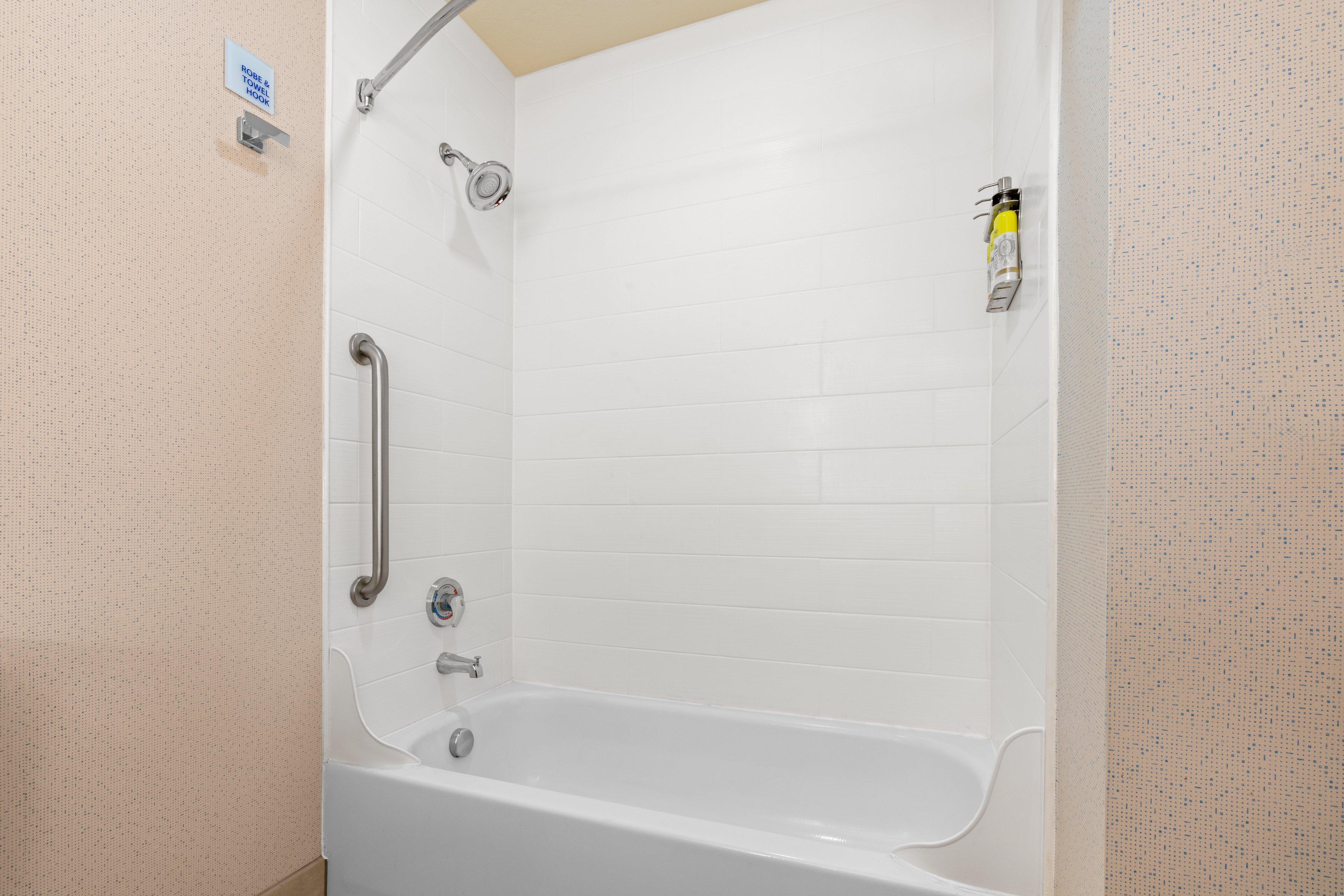 Holiday Inn Express And Suites Klamath Κλαμάθ Φολς Εξωτερικό φωτογραφία