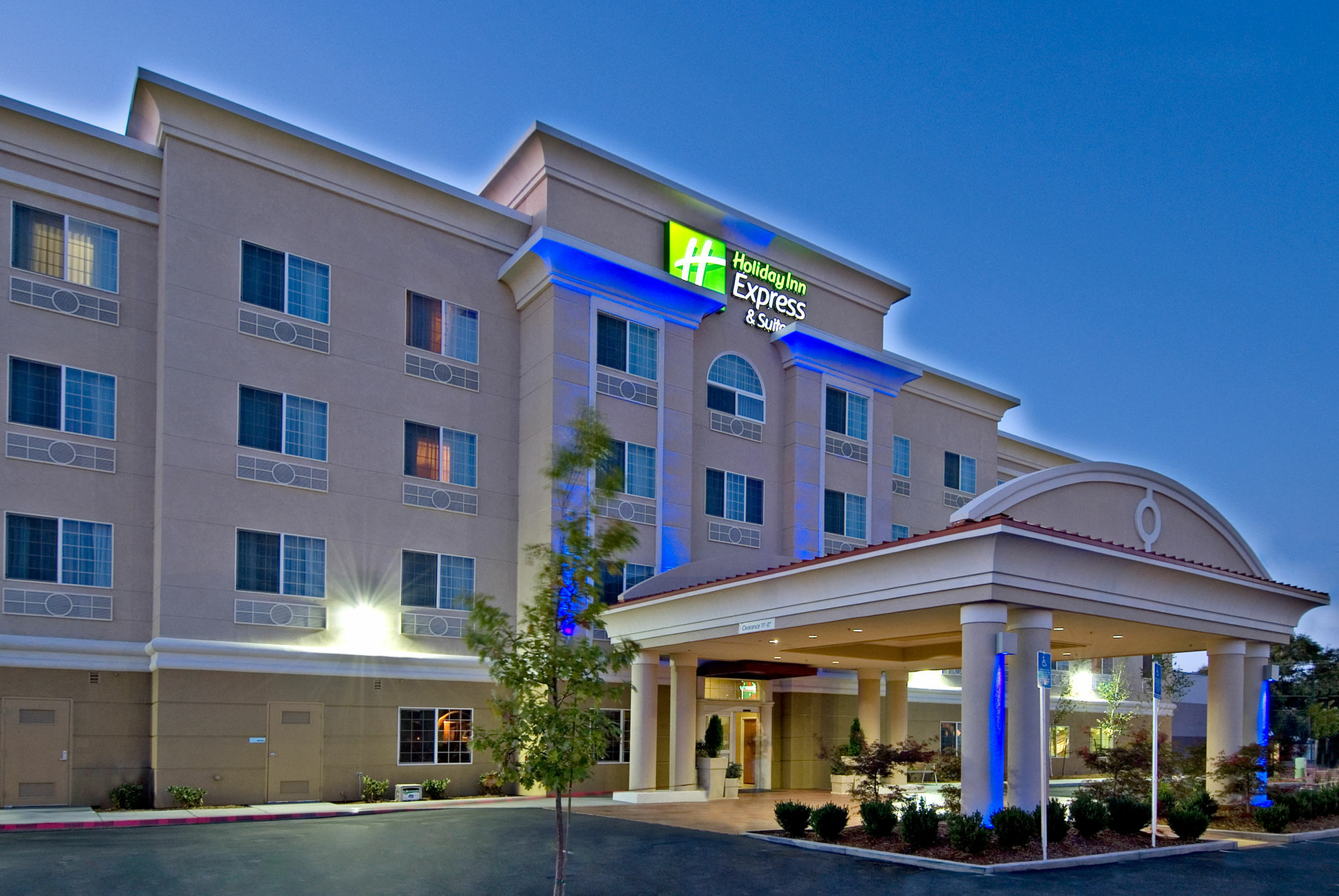 Holiday Inn Express And Suites Klamath Κλαμάθ Φολς Εξωτερικό φωτογραφία