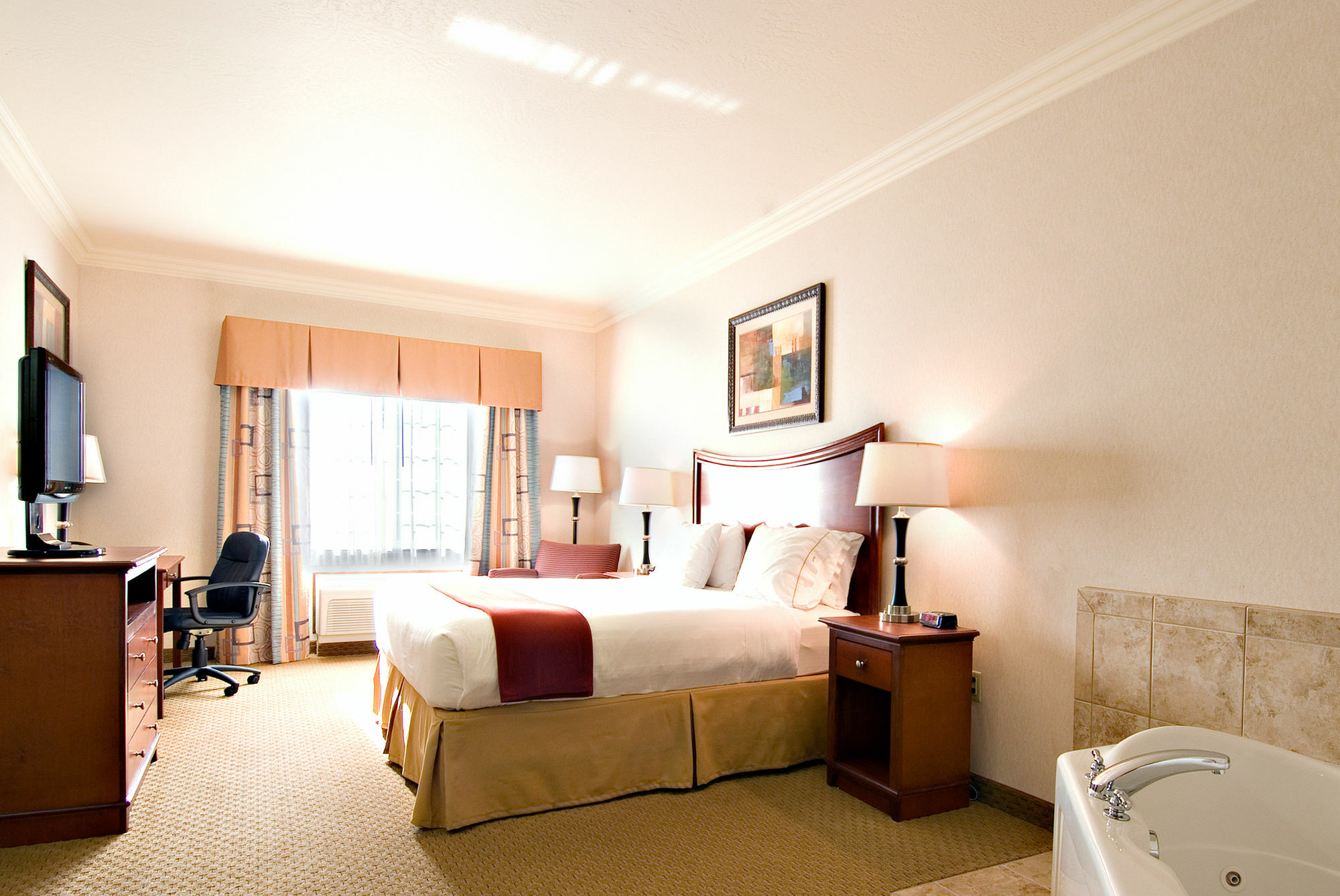 Holiday Inn Express And Suites Klamath Κλαμάθ Φολς Εξωτερικό φωτογραφία